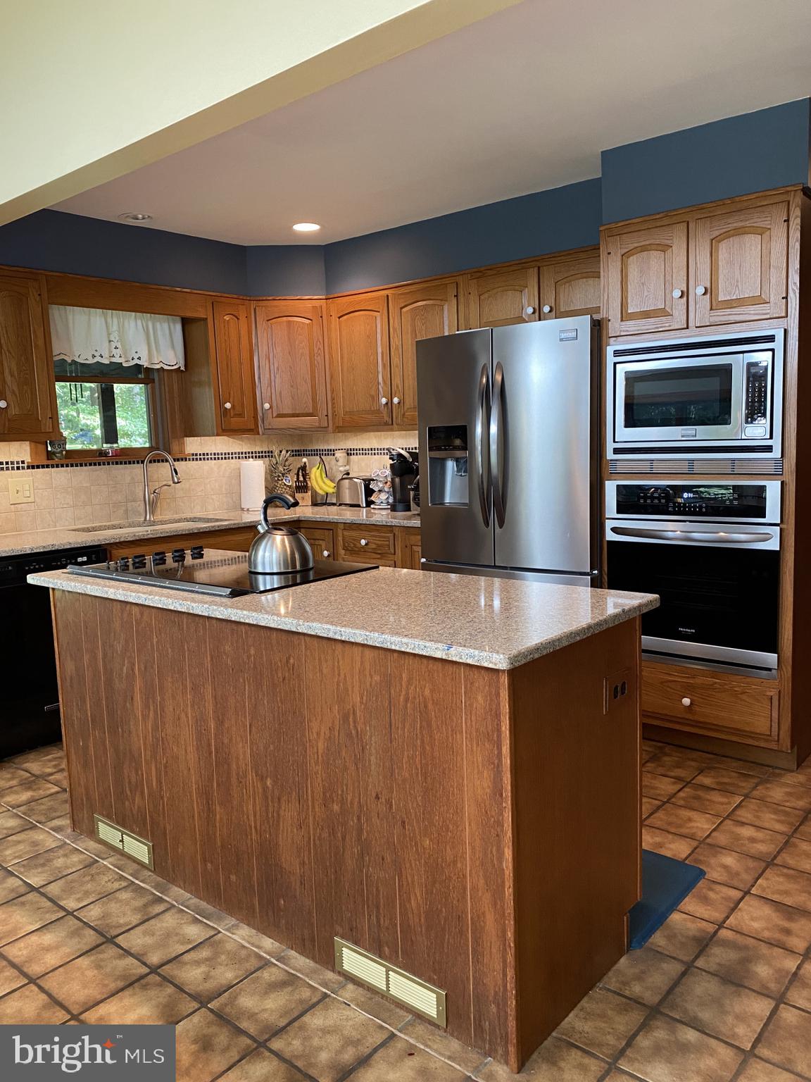 8017 Covered Bridge Road Quakertown, PA 18951 - Photo 22 of 57 Gallery Image 22
