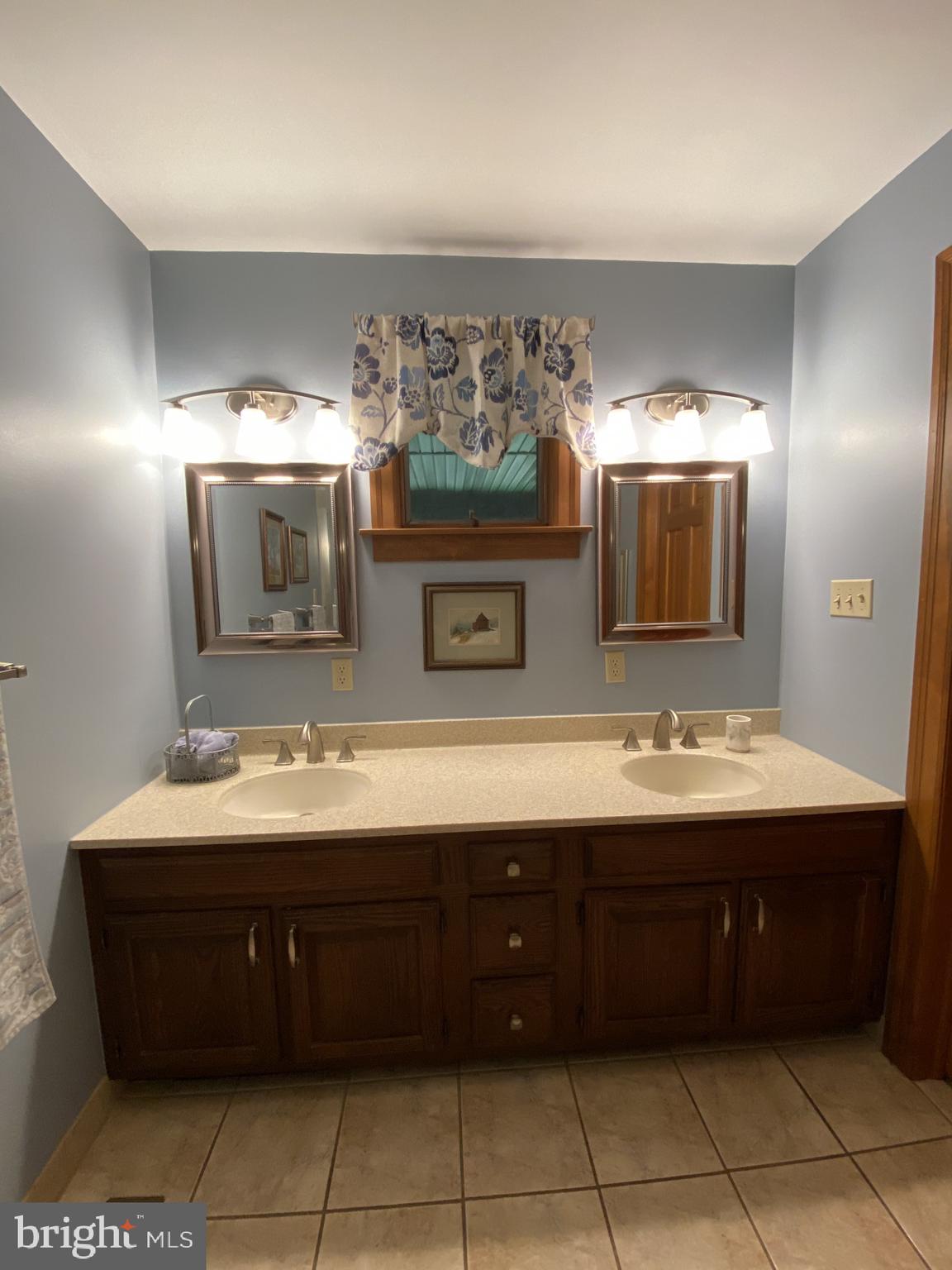 8017 Covered Bridge Road Quakertown, PA 18951 - Photo 28 of 57 Gallery Image 28