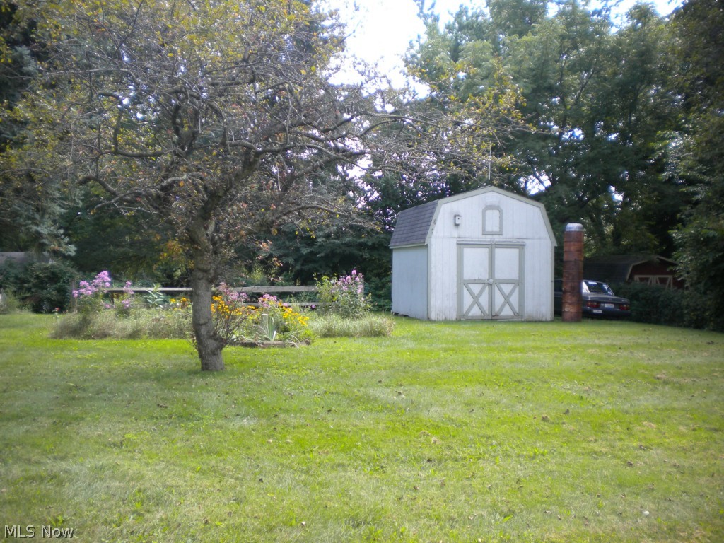 1236 Dussel Road Kent, OH 44240 - Photo 5 of 25 Gallery Image 5