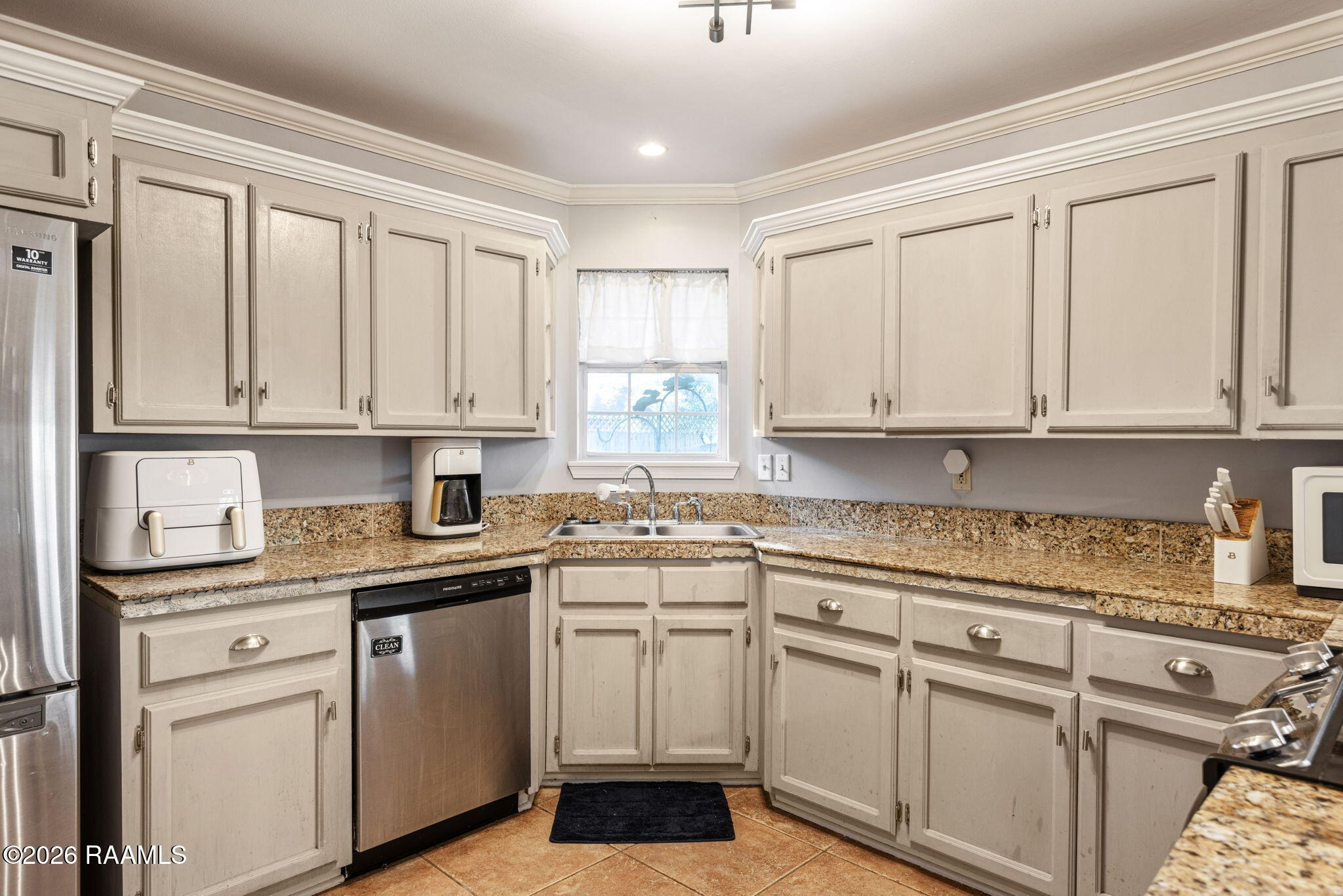 108 Rice Scott, LA 70583 - Photo 13 of 26 9-web-or-mls-108 Rice Cir-9