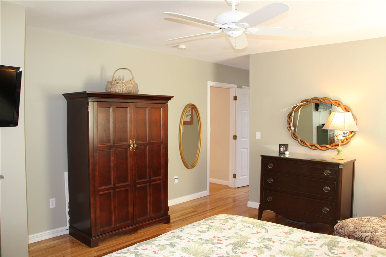 80 Mooar Hill Road Hollis, NH 03049 - Photo 15 of 28