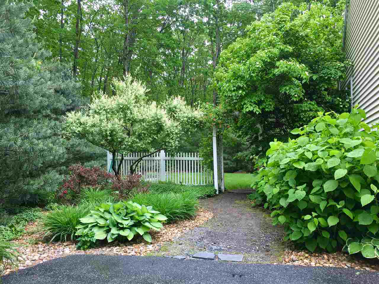 80 Mooar Hill Road Hollis, NH 03049 - Photo 25 of 28