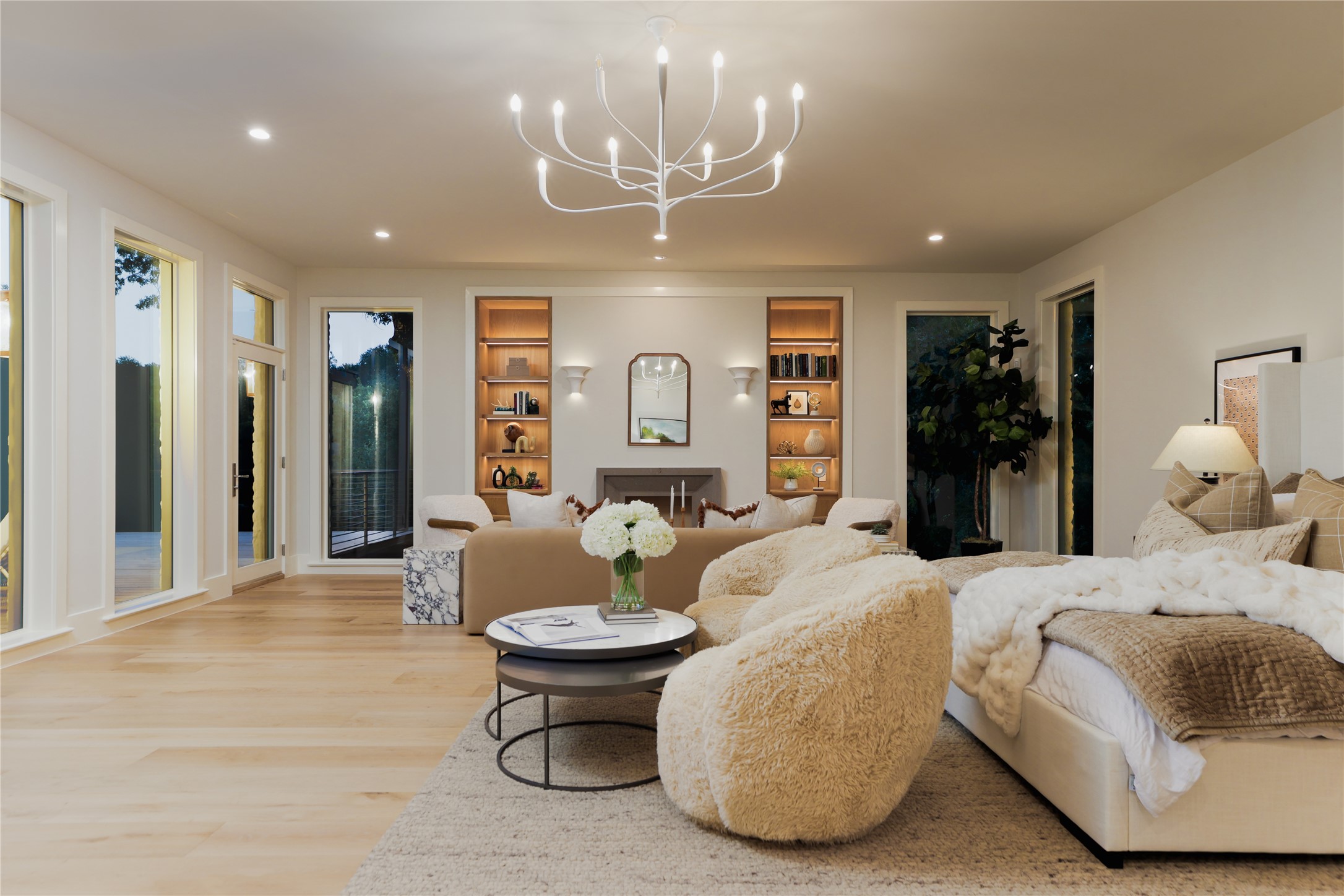 3614 Murillo Circle Austin, TX 78703 - Photo 11 of 40 a living room with furniture and a chandelier