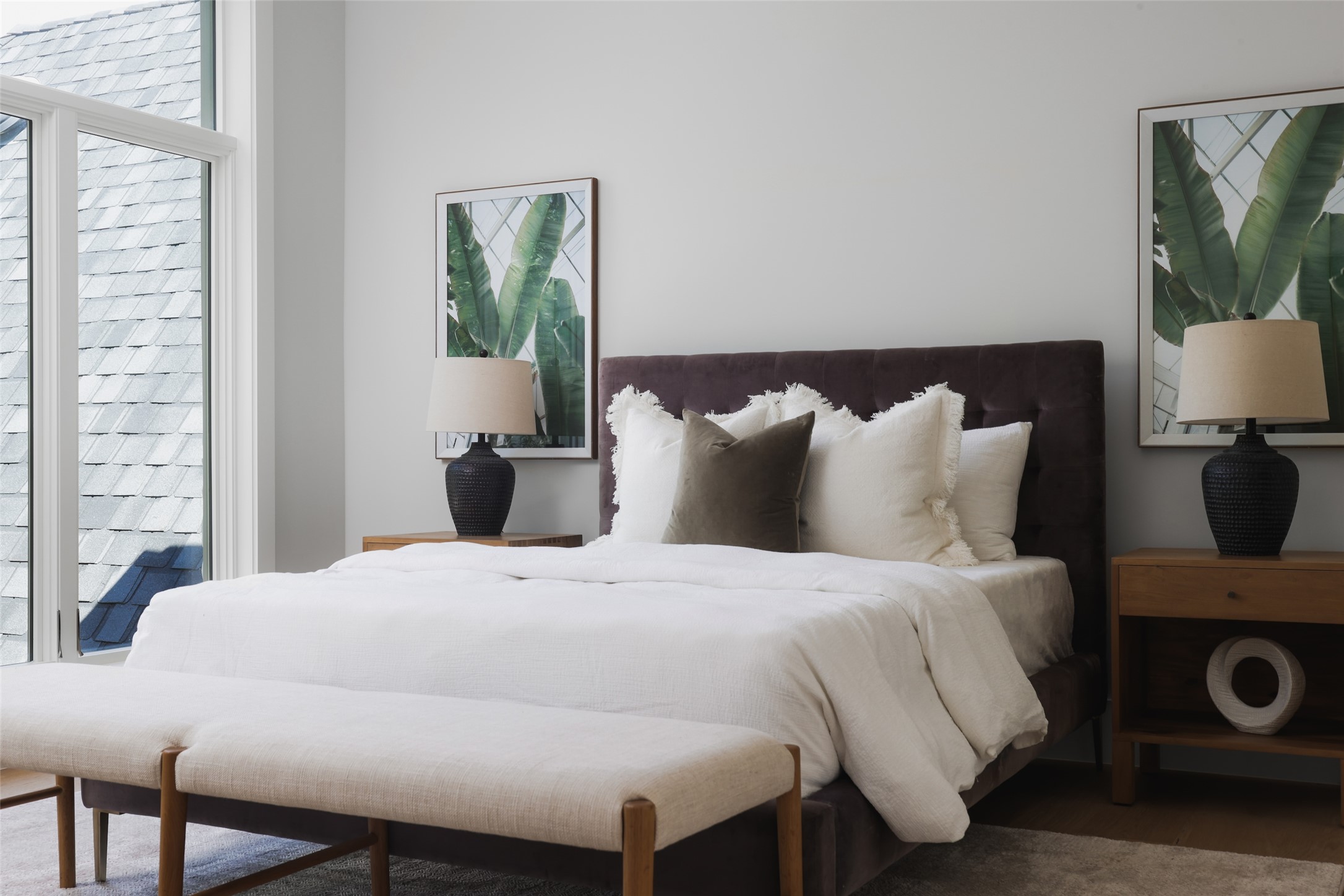 3614 Murillo Circle Austin, TX 78703 - Photo 38 of 40 a bedroom with a bed a mirror and a night stand