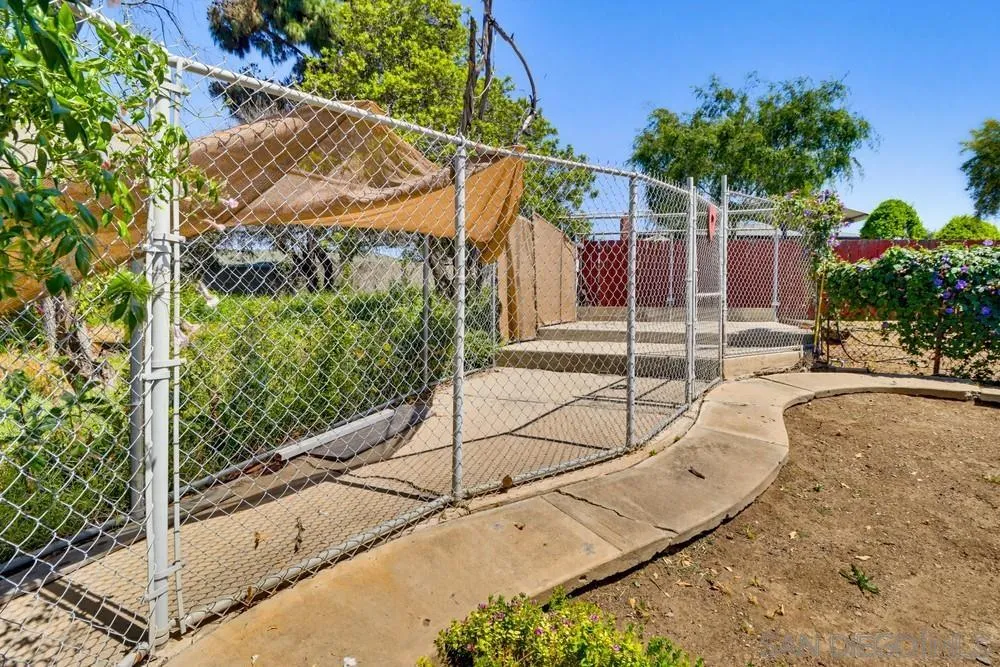 3956 El Canto Drive Spring Valley, CA 91977 - Photo 23 of 30