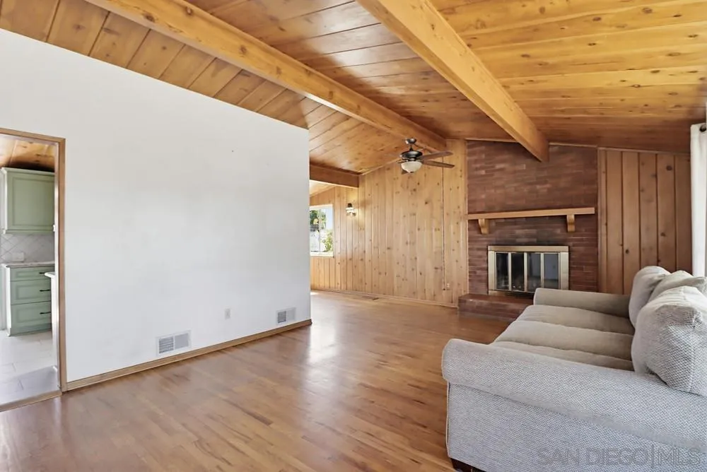 3956 El Canto Drive Spring Valley, CA 91977 - Photo 5 of 30