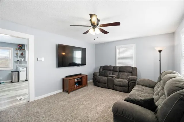 $185,000 | 507 East Mill Street, Gallatin, MO 64640