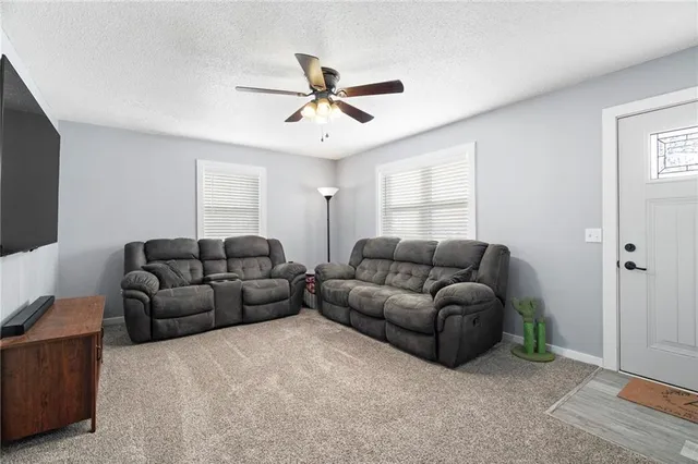 $185,000 | 507 East Mill Street, Gallatin, MO 64640