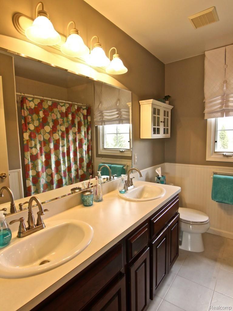 430 Wedington Court Rochester, MI 48307 - Photo 51 of 76 IMG_1146.jpg