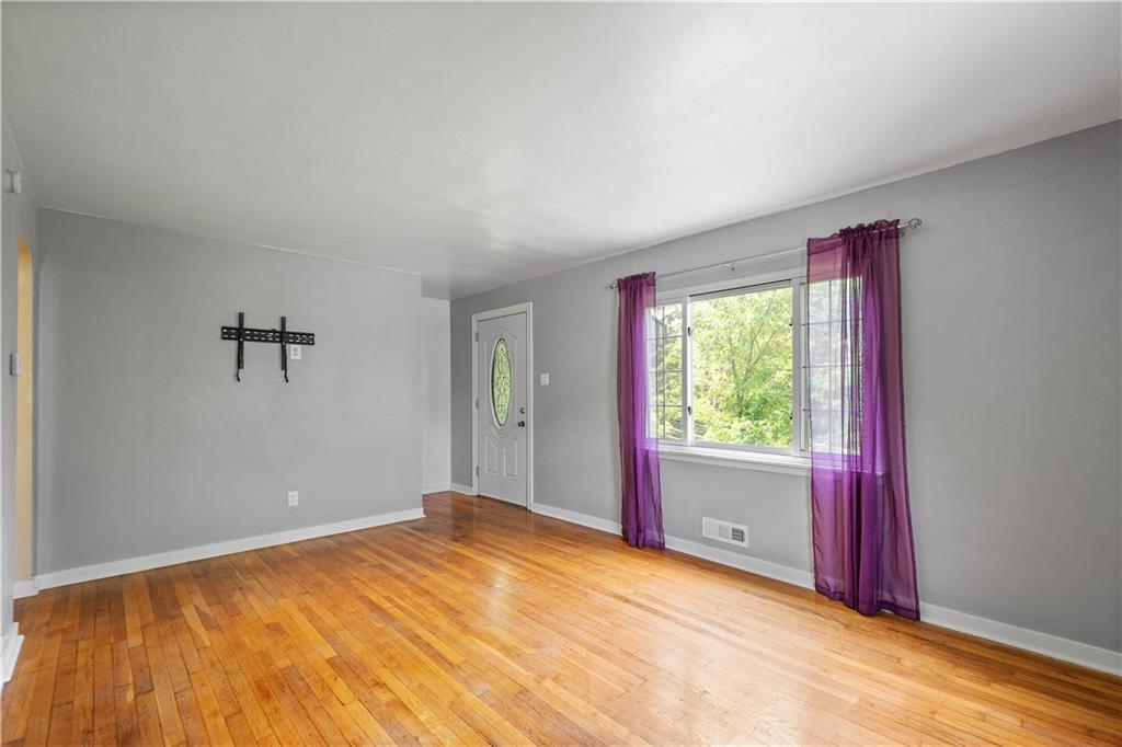 1853 Montour St Extension Coraopolis, PA 15108 - Photo 13 of 39