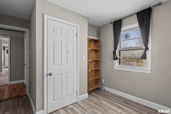 $124,900 | 411 South 5th Street, Auburn, IL 62615