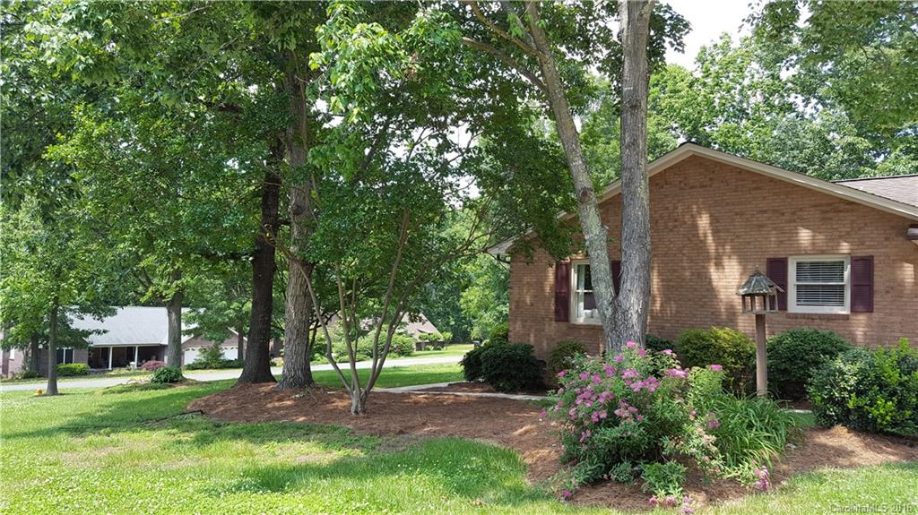 1130 Foxberry Road Lincolnton, NC 28092 - Photo 18 of 22 a front view of a house with garden