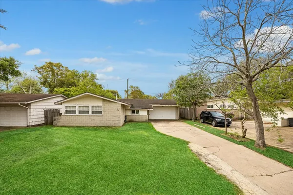 $214,000 | 6821 Leader Street, Houston, TX 77074