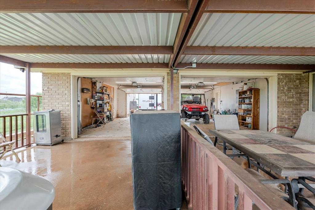 199 Willingham Loop Seymour, TX 76380 - Photo 26 of 40 a view of a living room and a balcony