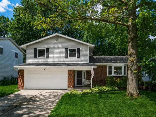 $359,000 | 625 Heritage Boulevard, Delaware, OH 43015