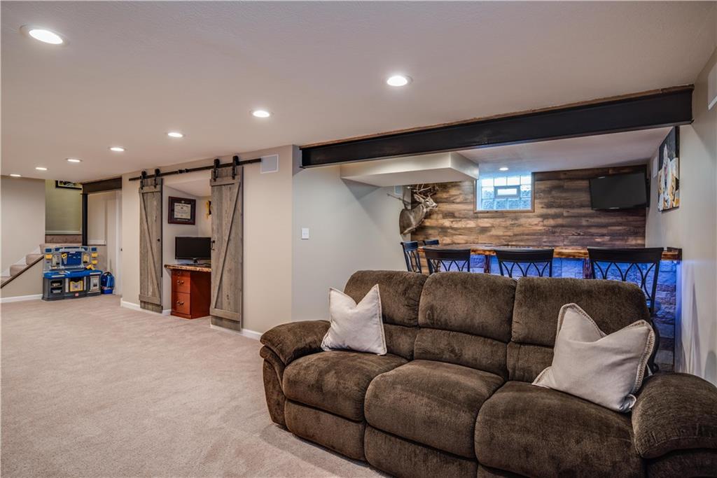 4422 Mt Troy Rd Extension Pittsburgh, PA 15214 - Photo 22 of 25 Game Room