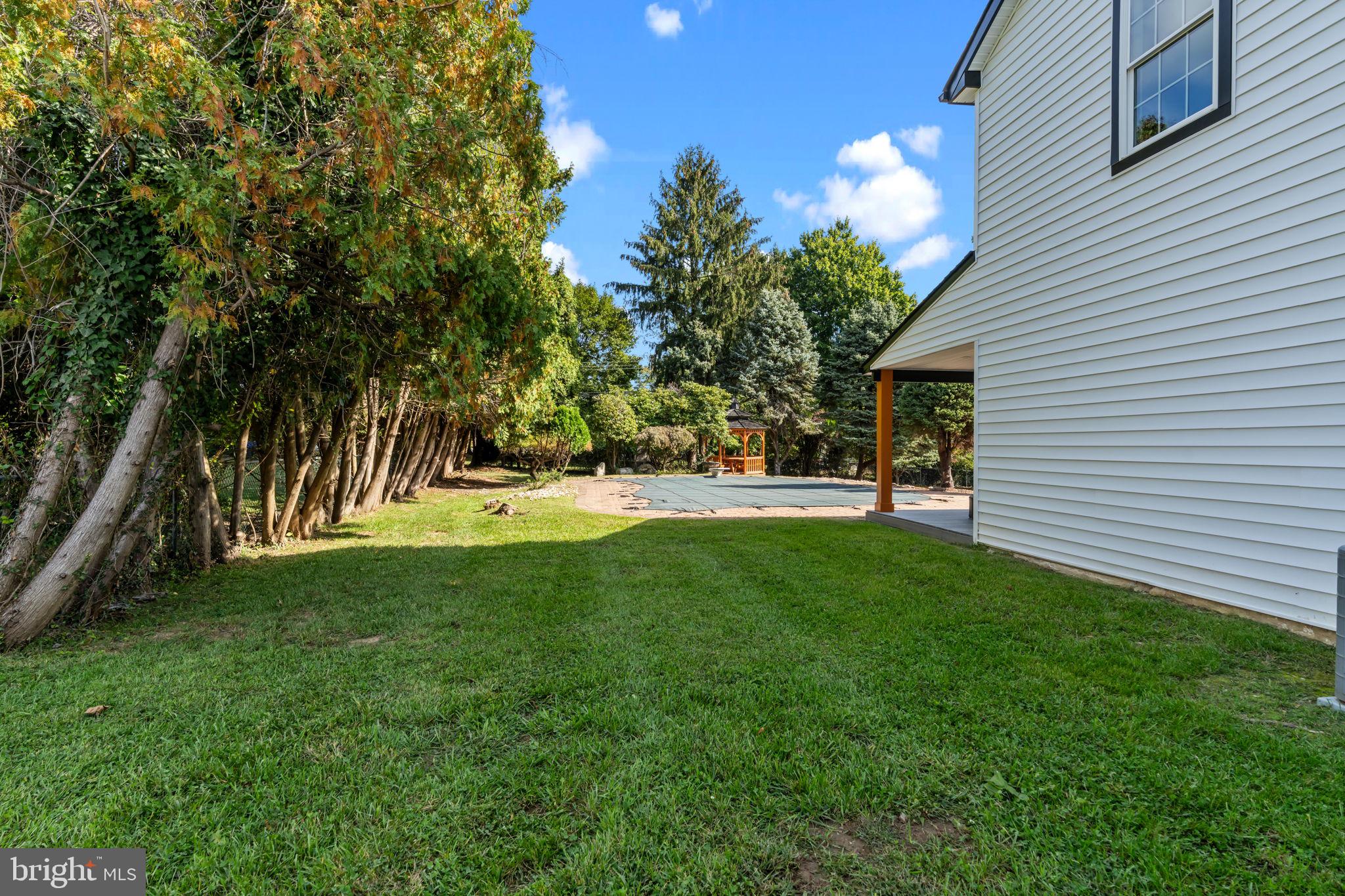 249 New Road Churchville, PA 18966 - Photo 34 of 35 Side yard with privacy fence