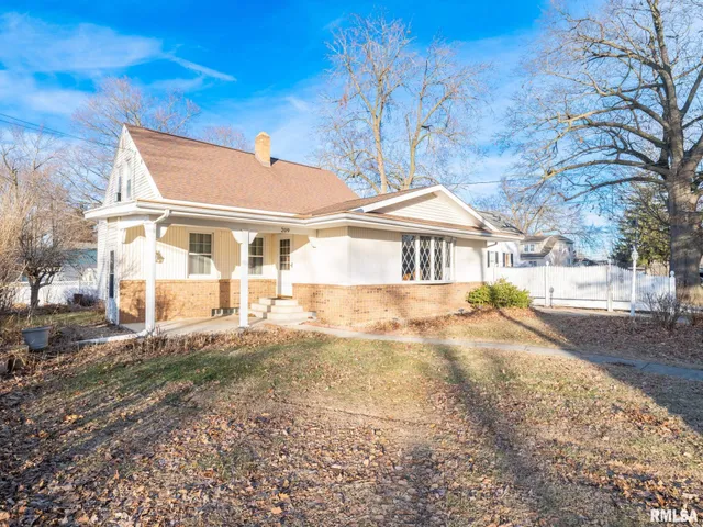 $194,900 | 209 East Cruger Avenue, Eureka, IL 61530