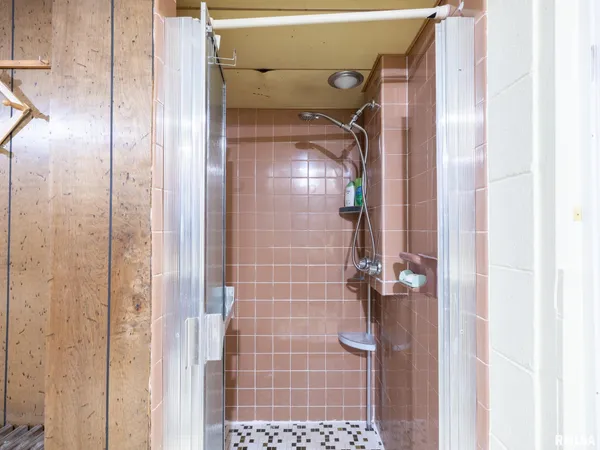 $194,900 | 209 East Cruger Avenue, Eureka, IL 61530