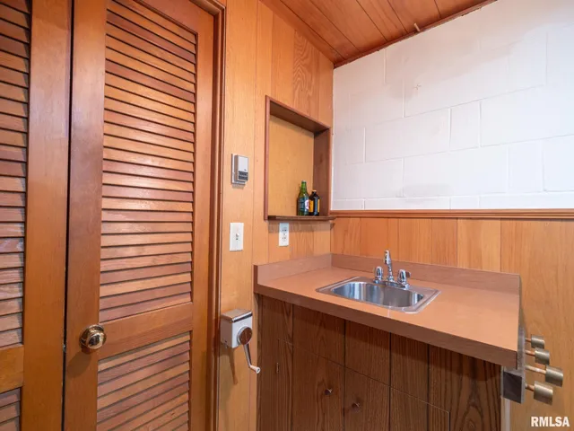 $194,900 | 209 East Cruger Avenue, Eureka, IL 61530