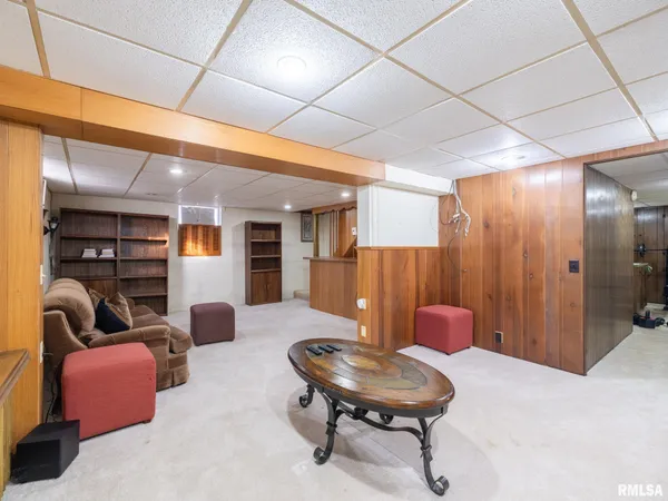 $194,900 | 209 East Cruger Avenue, Eureka, IL 61530