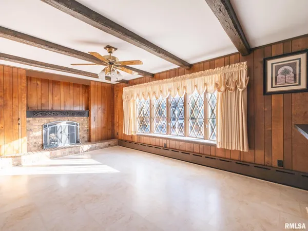 $194,900 | 209 East Cruger Avenue, Eureka, IL 61530