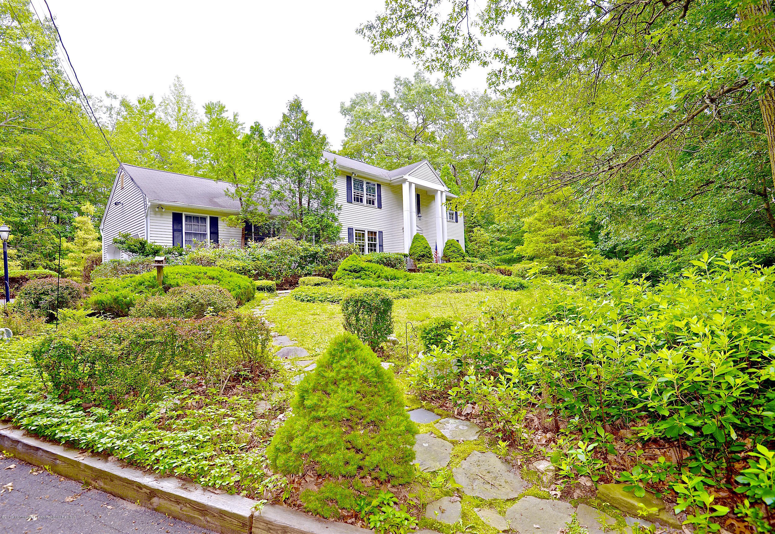 116 Matthews Road Colts Neck, NJ 07722 - Photo 5 of 37 116 Matthews Rd., Colts Neck, NJ
