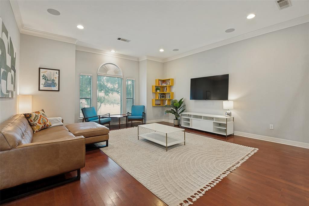 2205 Canton Street, Unit 105 Dallas, TX 75201 - Photo 5 of 38