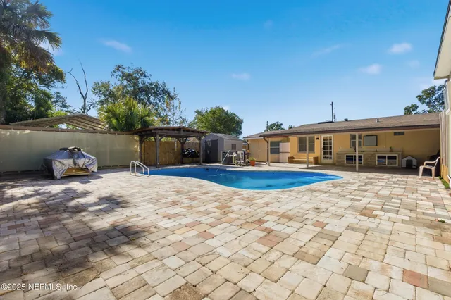 $300,000 | 3227 Red Oak Drive, Jacksonville, FL 32277