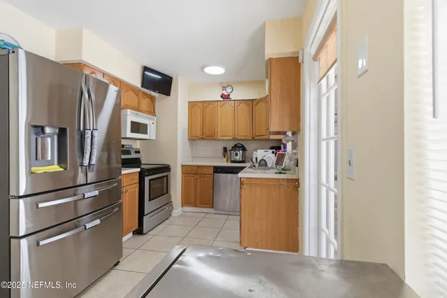 $300,000 | 3227 Red Oak Drive, Jacksonville, FL 32277