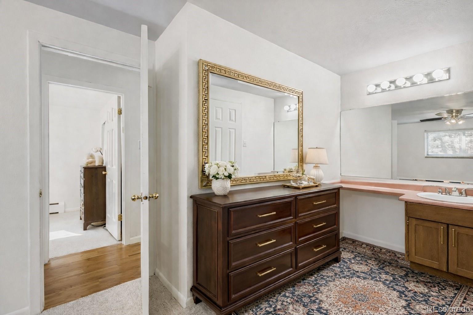 6796 East Exposition Avenue Denver, CO 80224 - Photo 13 of 38