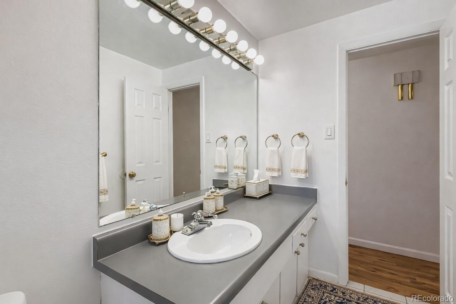 6796 East Exposition Avenue Denver, CO 80224 - Photo 14 of 38