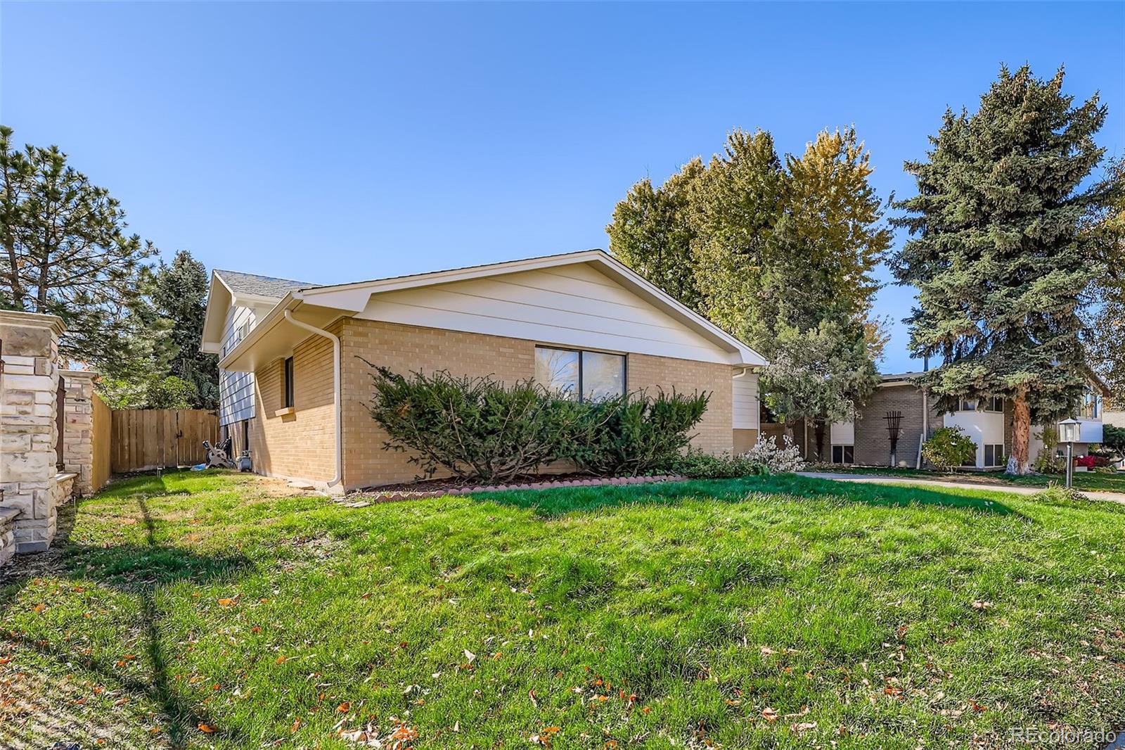 6796 East Exposition Avenue Denver, CO 80224 - Photo 2 of 38