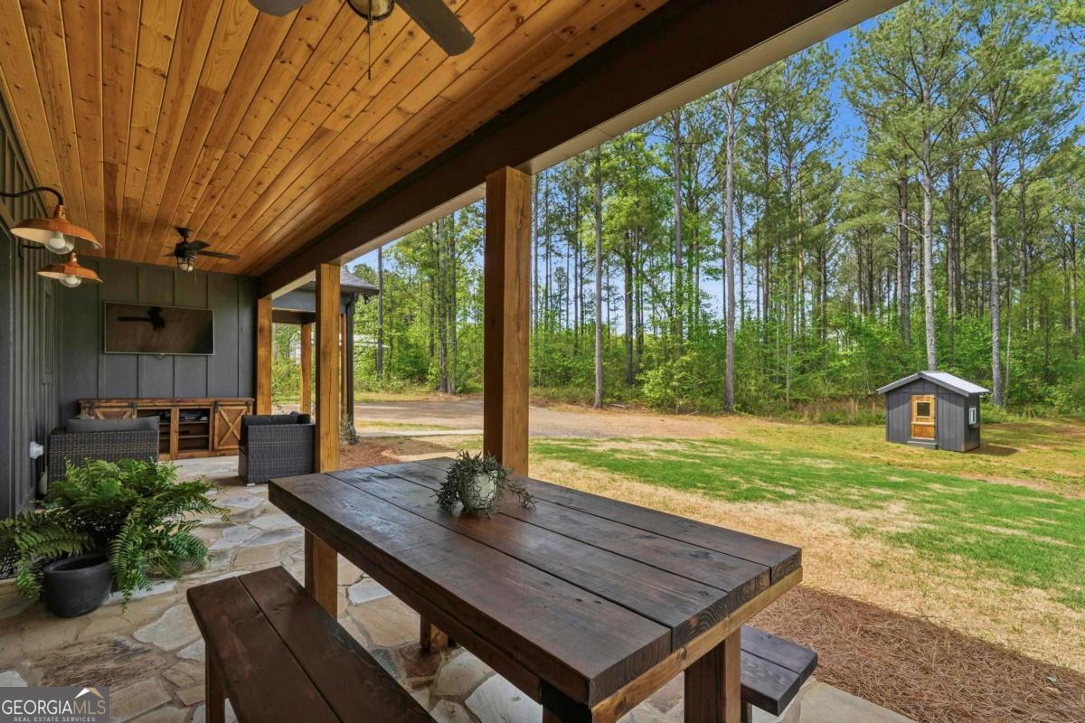 1351 Aqua Road Madison, GA 30650 - Photo 44 of 46