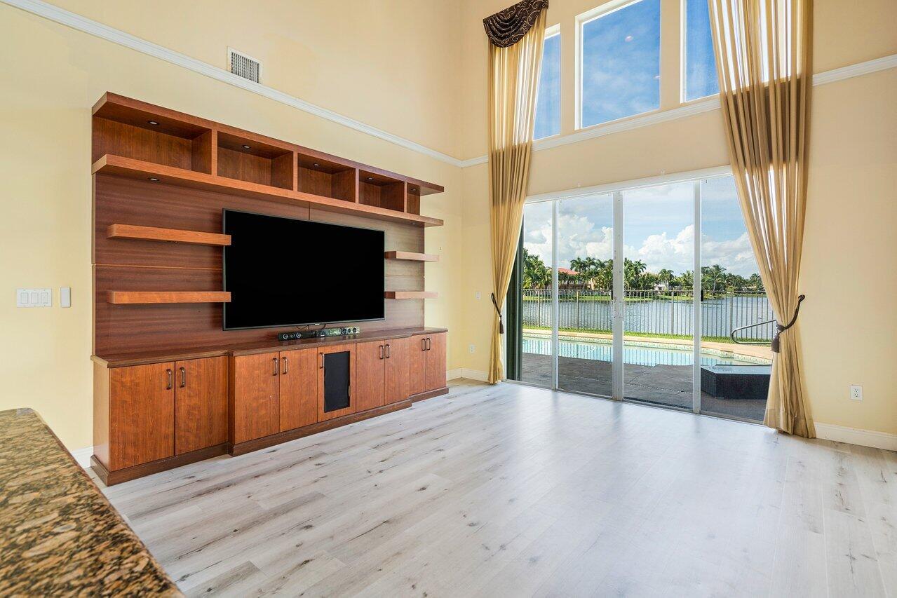 6665 Ashburn Road Lake Worth, FL 33467 - Photo 12 of 50 012-6665AshburnRoad-LakeWorth-FL-33467-S