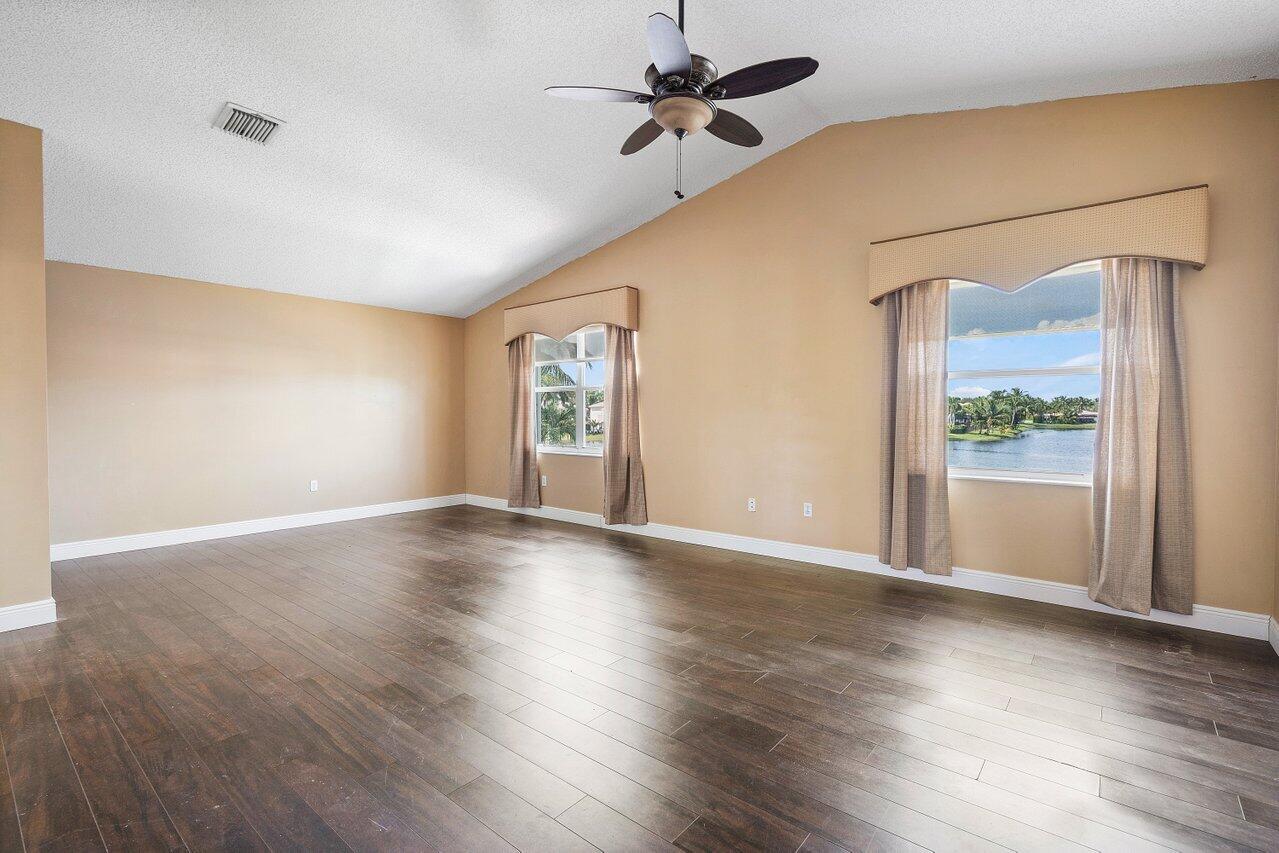 6665 Ashburn Road Lake Worth, FL 33467 - Photo 22 of 50 025-6665AshburnRoad-LakeWorth-FL-33467-S
