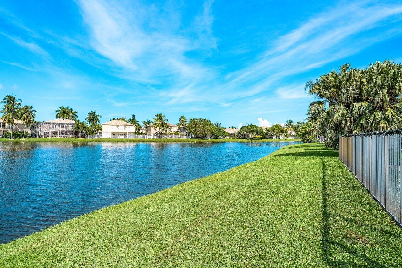 6665 Ashburn Road Lake Worth, FL 33467 - Photo 40 of 50 042-6665AshburnRoad-LakeWorth-FL-33467-S