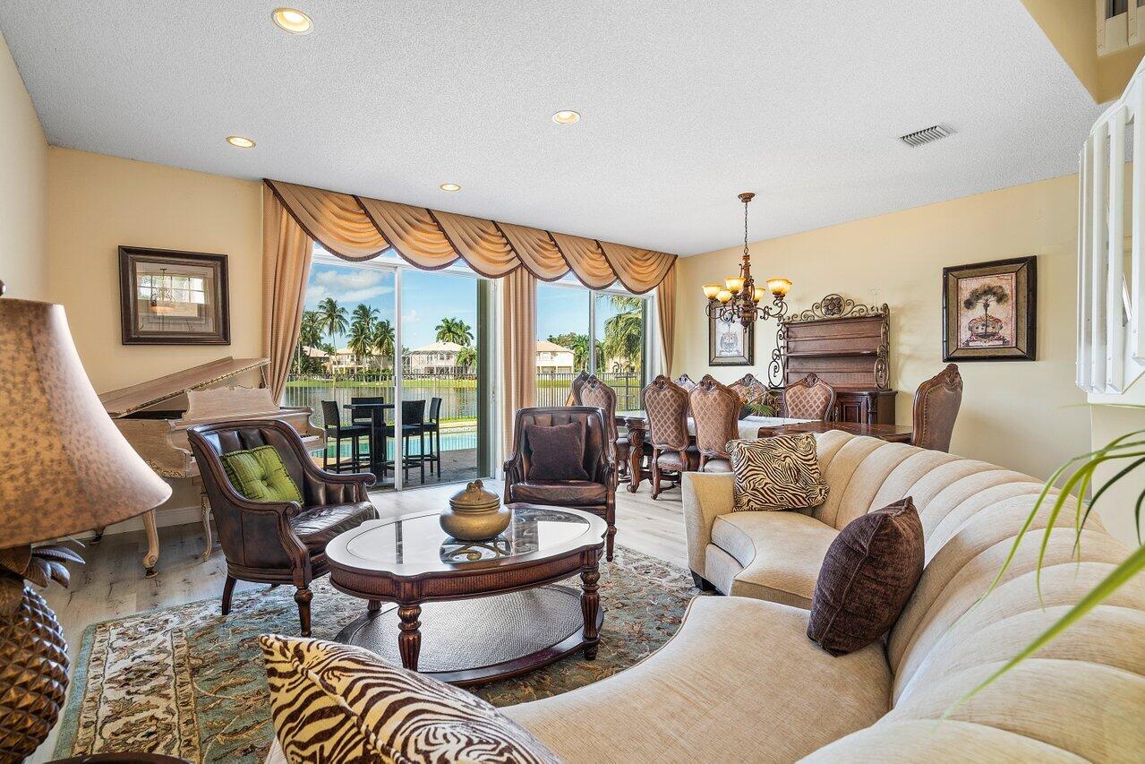 6665 Ashburn Road Lake Worth, FL 33467 - Photo 9 of 50 006-6665AshburnRoad-LakeWorth-FL-33467-S