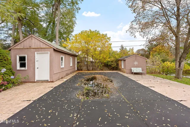 $299,900 | 1097 Deforest Street, Rotterdam, NY 12303