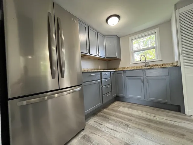 $239,900 | 836 South Sumner Avenue, Aurora, IL 60505