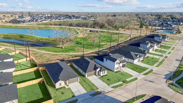 $2,175 | 7938 Marconi Corsco Drive, Richmond, TX 77406