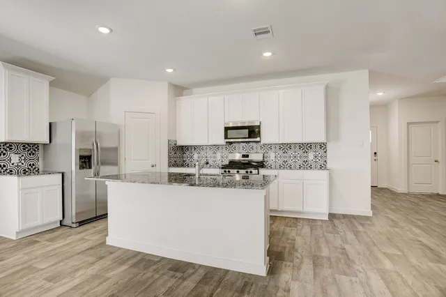 $2,175 | 7938 Marconi Corsco Drive, Richmond, TX 77406