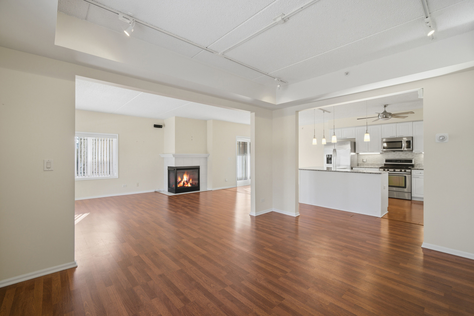 115 North Clifton Avenue, Unit 103 Park Ridge, IL 60068 - Photo 18 of 31