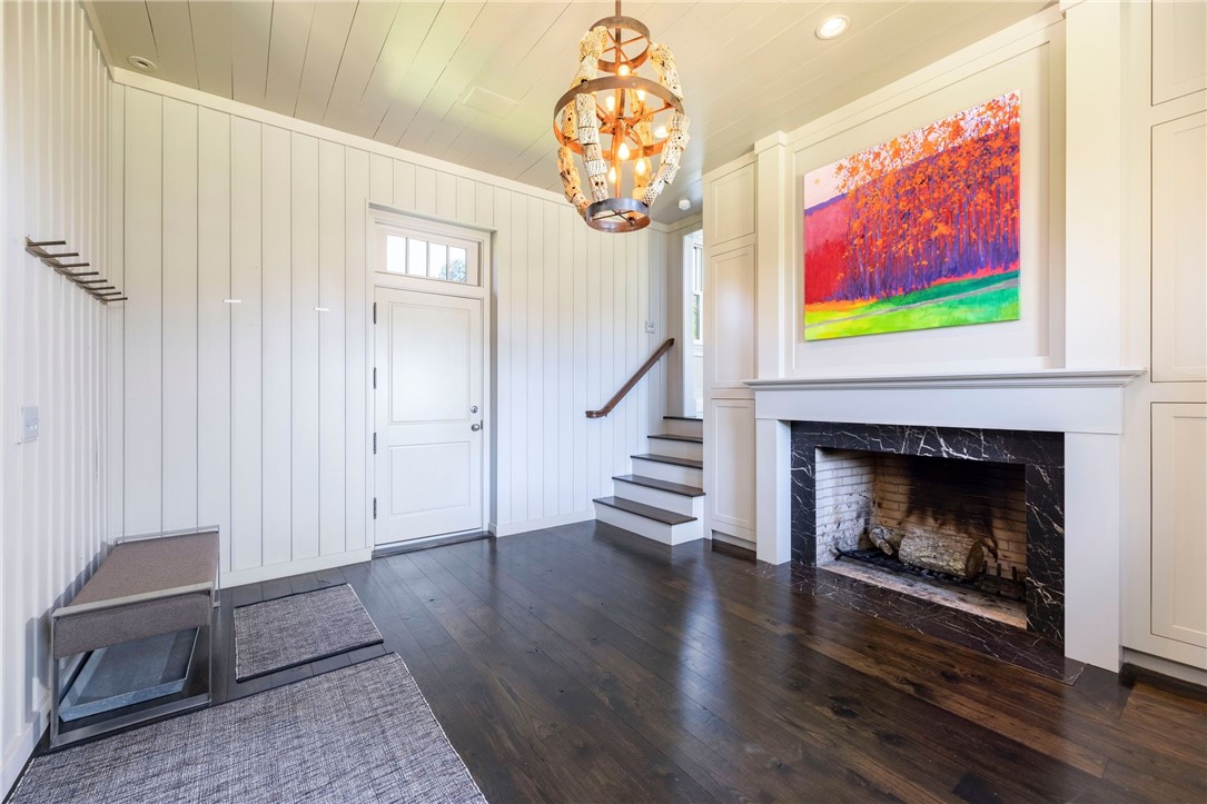 601 Beavertail Road Jamestown, RI 02835 - Photo 11 of 34