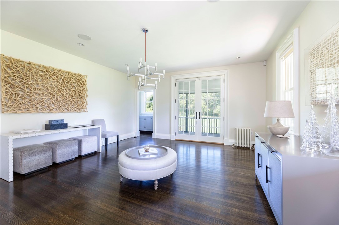 601 Beavertail Road Jamestown, RI 02835 - Photo 12 of 34