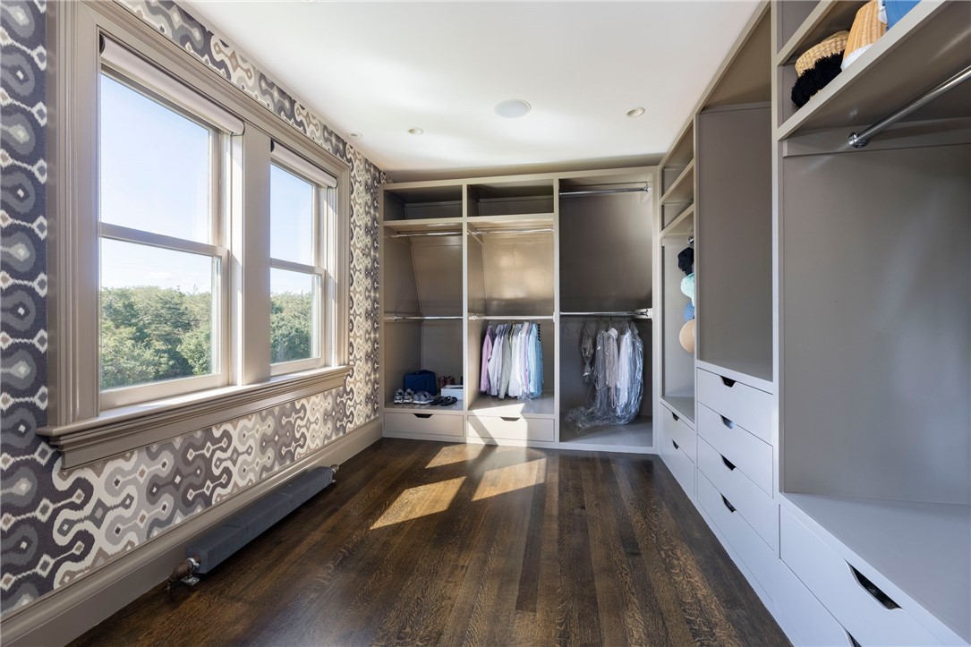 601 Beavertail Road Jamestown, RI 02835 - Photo 17 of 34