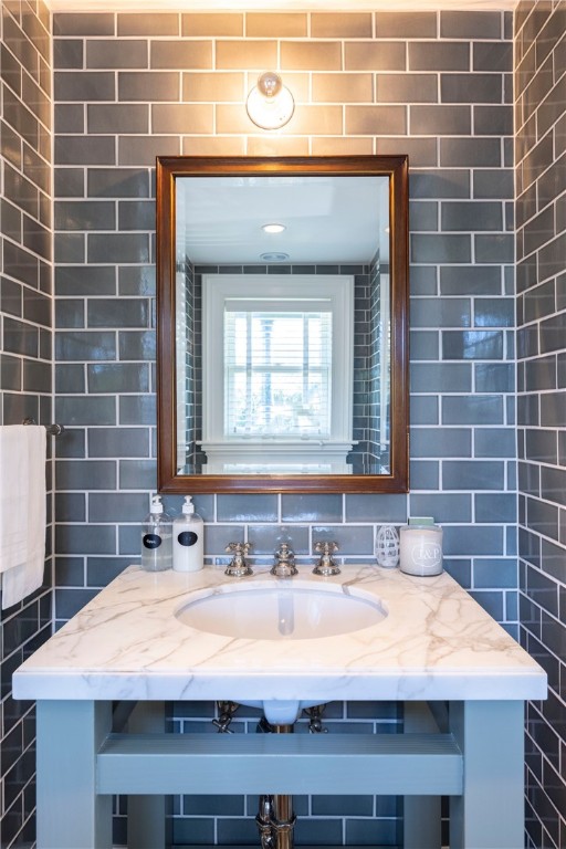 601 Beavertail Road Jamestown, RI 02835 - Photo 23 of 34