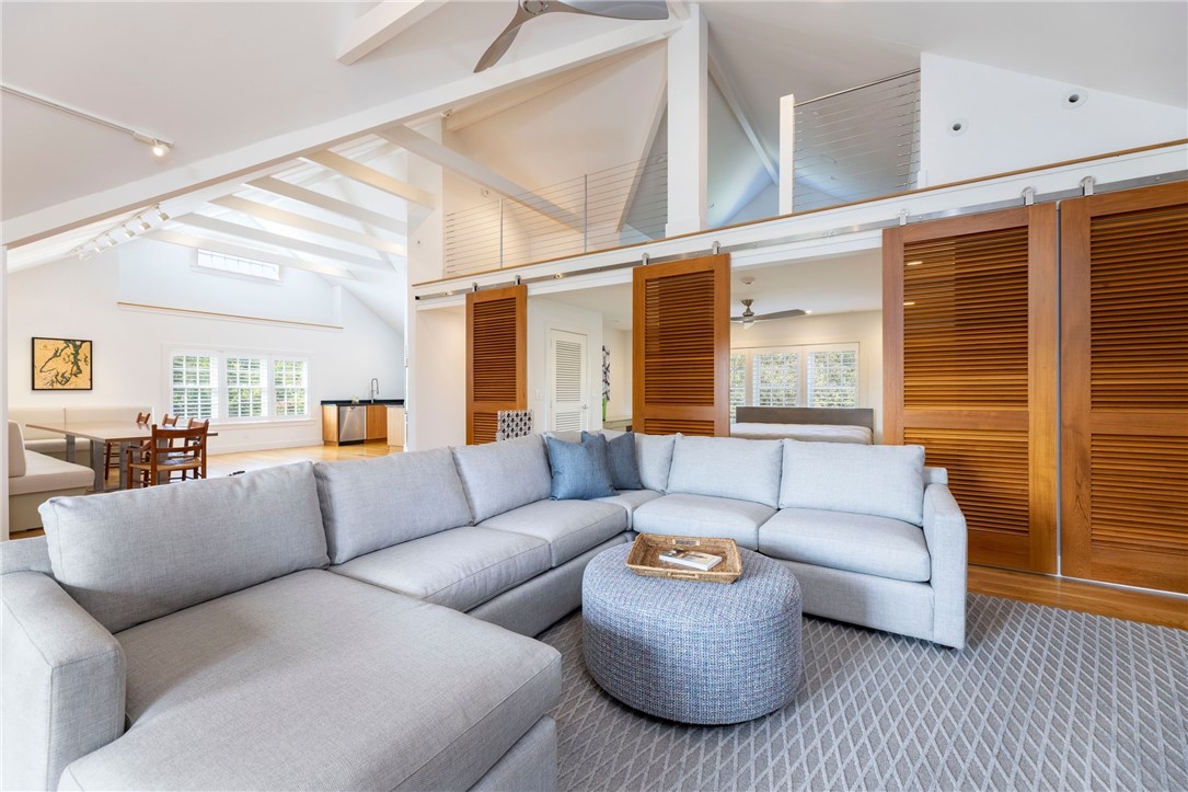 601 Beavertail Road Jamestown, RI 02835 - Photo 26 of 34