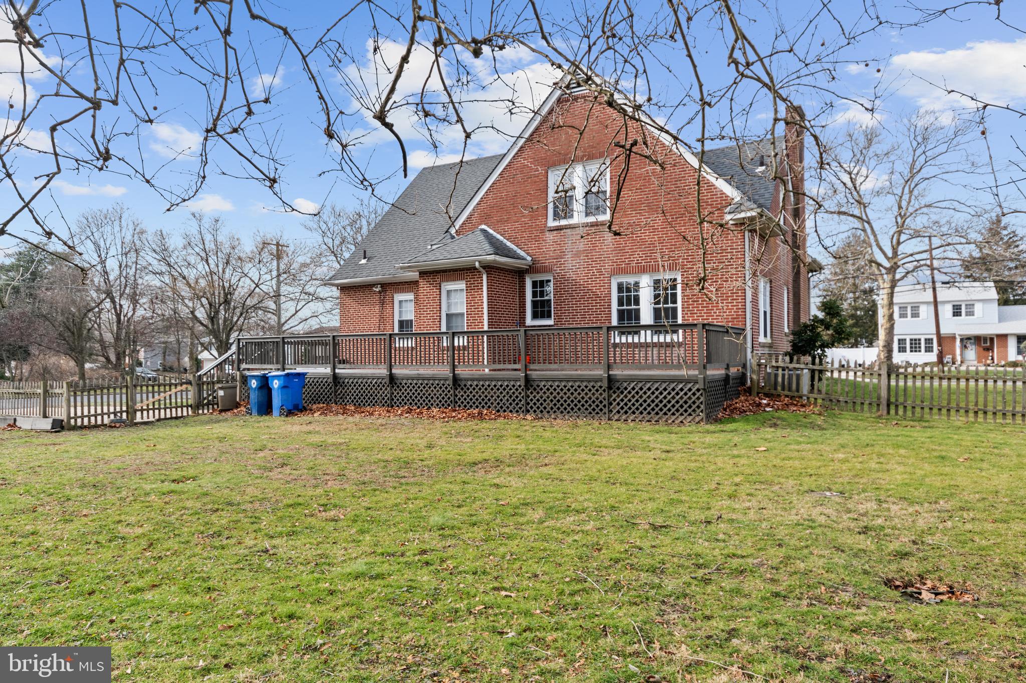 539 Laurel Road Laurel Springs, NJ 08021 - Photo 3 of 35