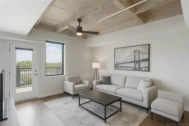 $235,000 | 2980 Baltimore Avenue, Unit 2204, Kansas City, MO 64108